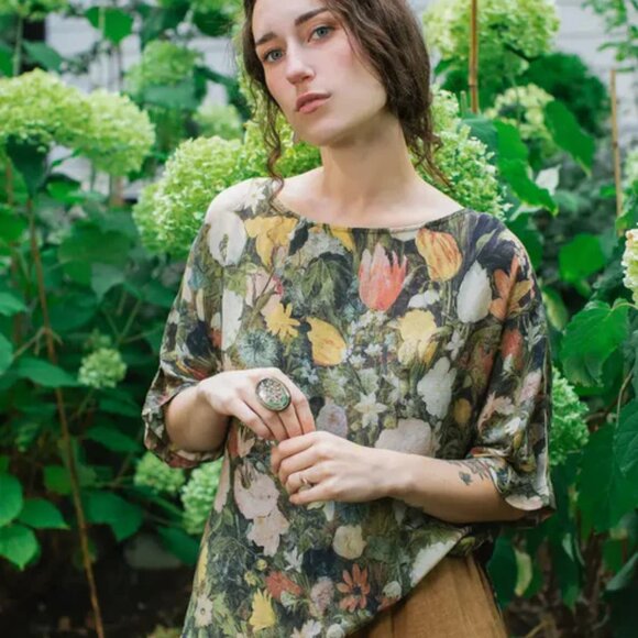 Market Of Stars Tops - NWT Market of Stars I Dream In Flowers Luxe Bamboo Tee Floral Print S/M